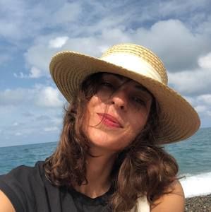 Meet your Posher, Anna